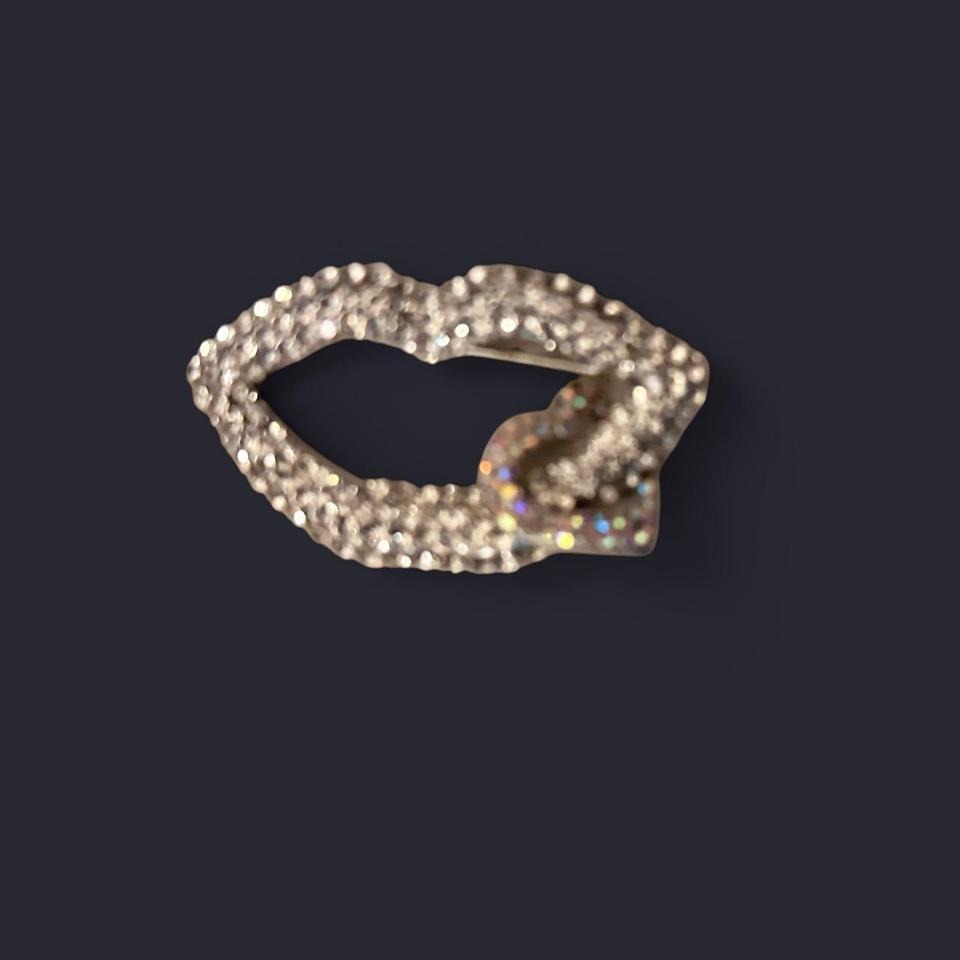 Silver Rhinestone Lips And Heart Brooch #Ravejewellery Rhinestone